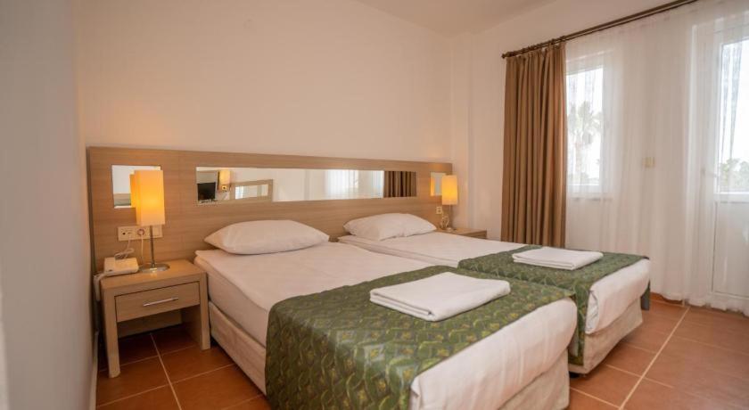 Malibu Resort Кемер Екстер'єр фото
